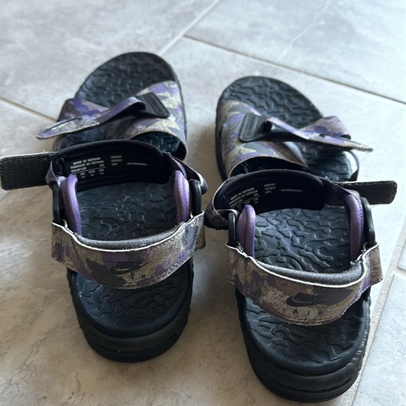 Nike ACG Air Deschutz + SE Sandals Mens Size 11 Purple / Grey DQ 4457-200 - Picture 4 of 6